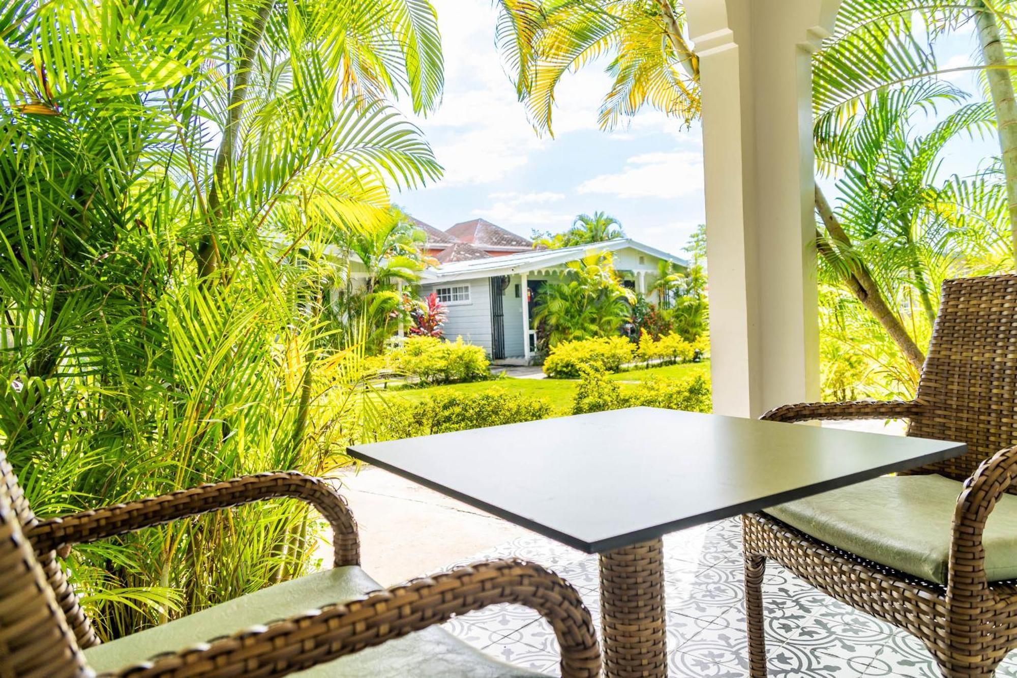 Travellers Beach Resort Negril Eksteriør billede